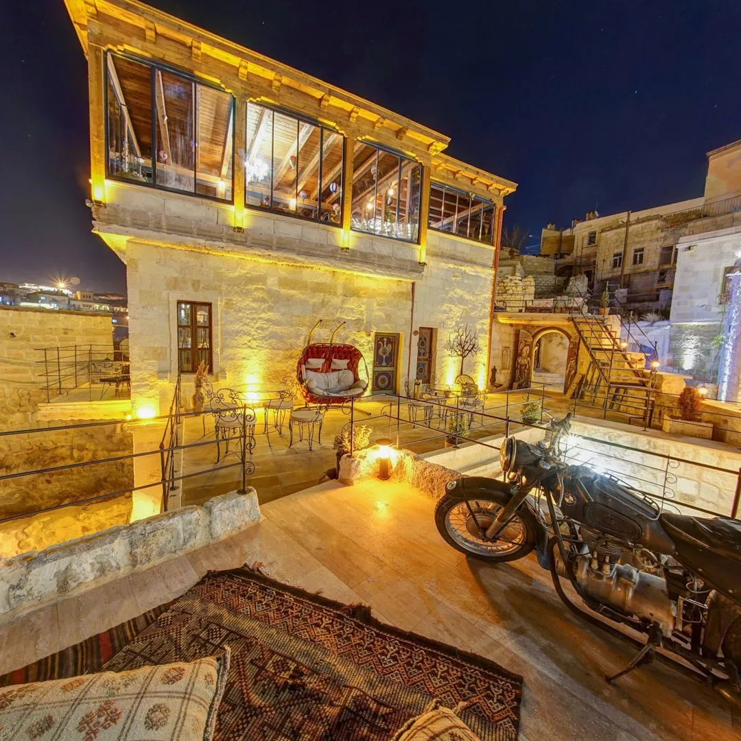 Carna Cave Hotel