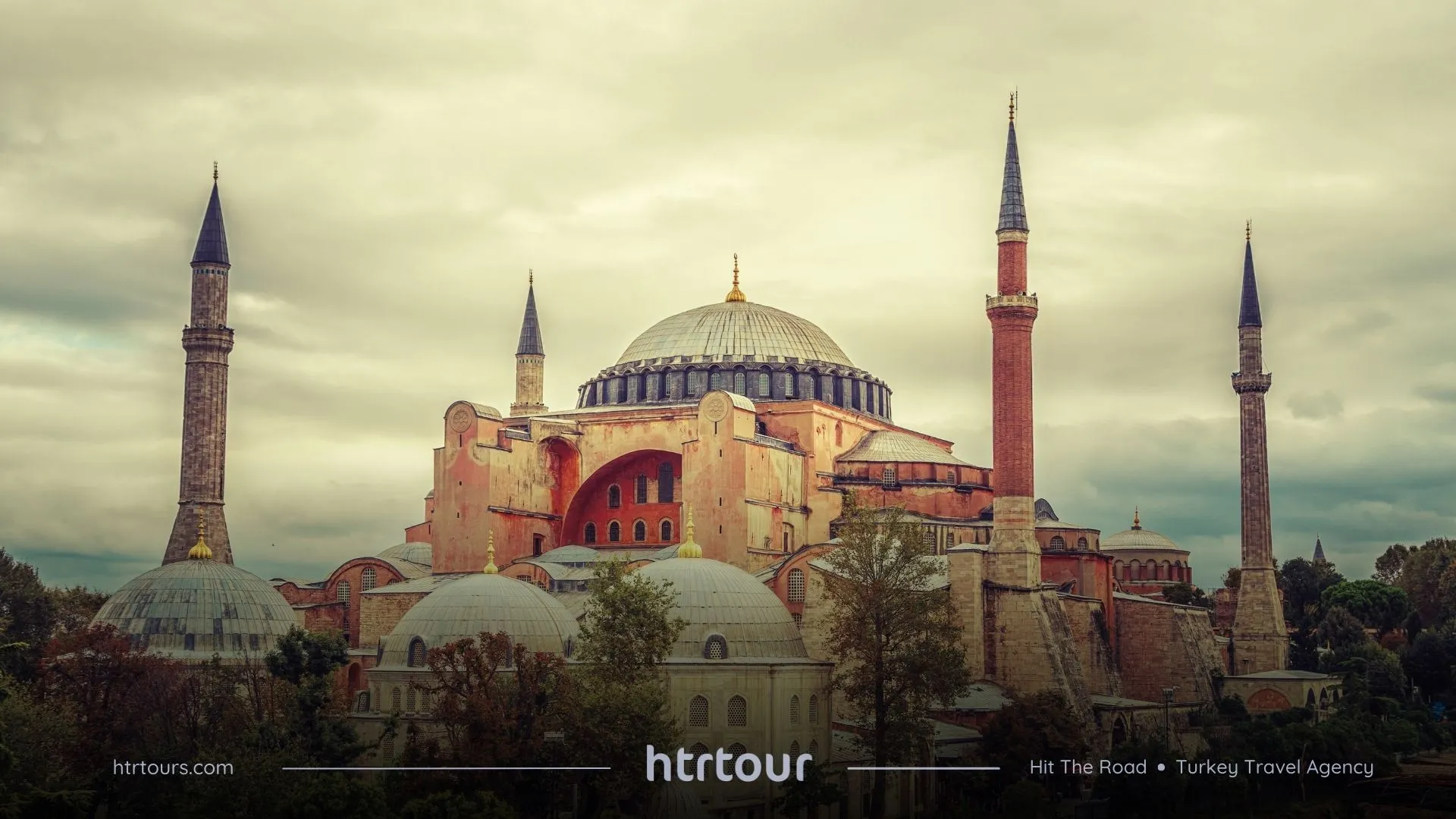 3 Nights / 4 Days City Package with Two Full-Day Guided Tours – Including Hotel, Transfers & Lunch