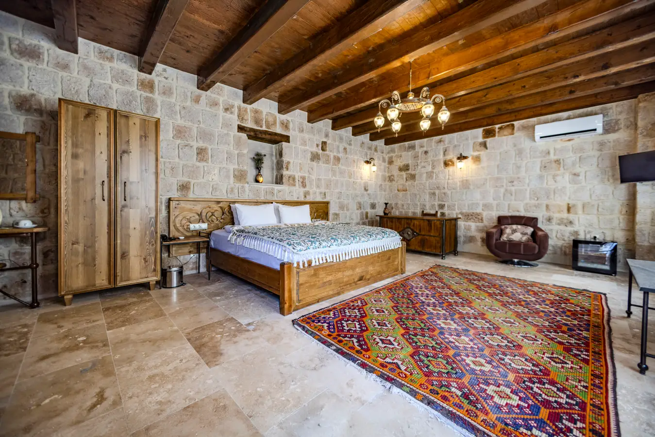 Kapadokya Balayı Paketi 18- Jakuzili Oda