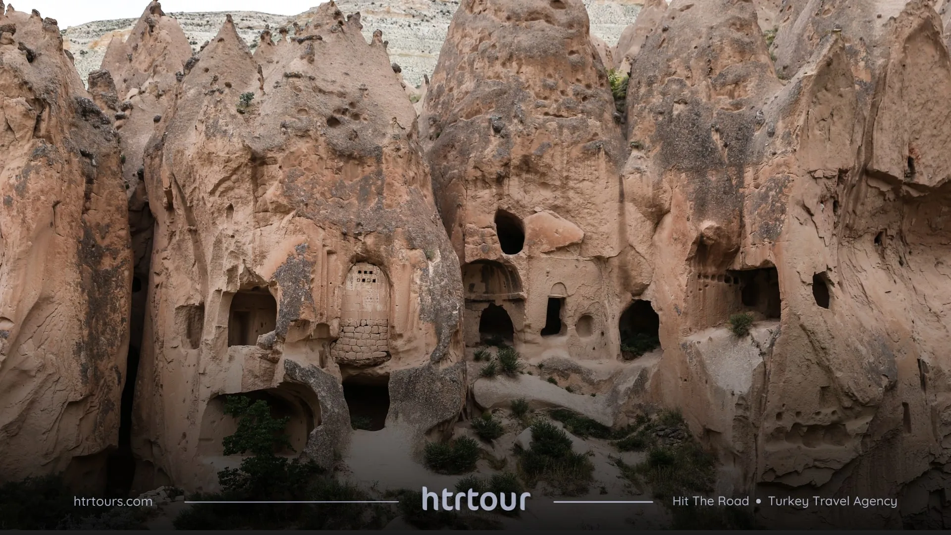  2-Night / 3-Day Travel Package: Red Tour + Boutique Cave Hotel Stay