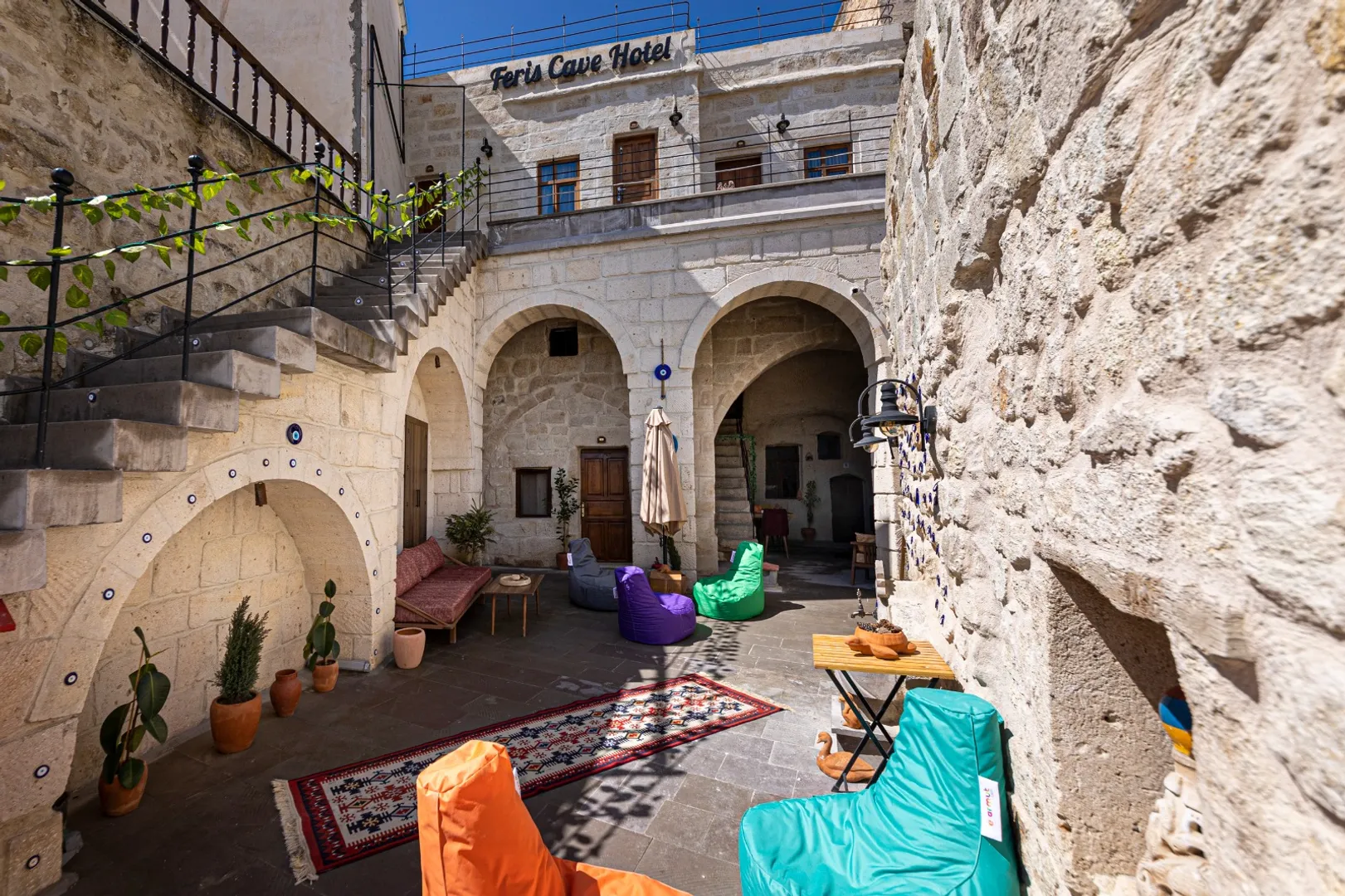 Feris Cave Hotel