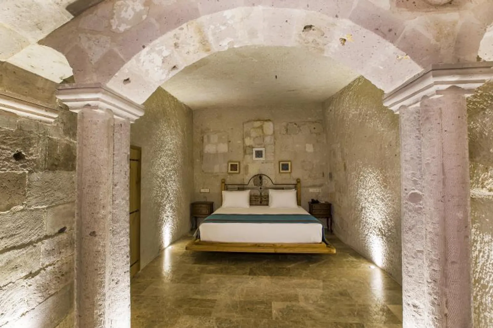  Imperial Cave Suites & SPA