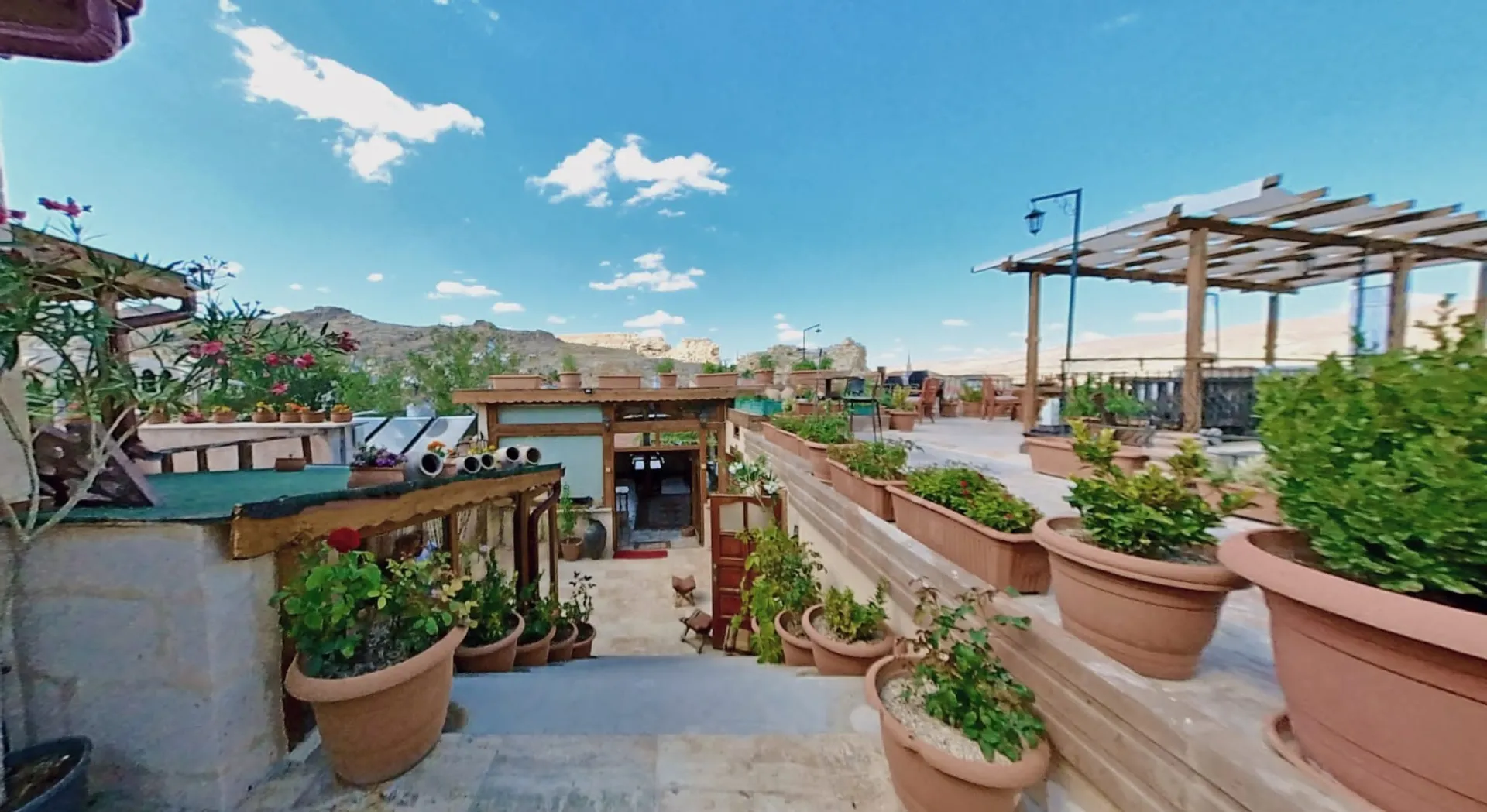 Larissa cave hotel 