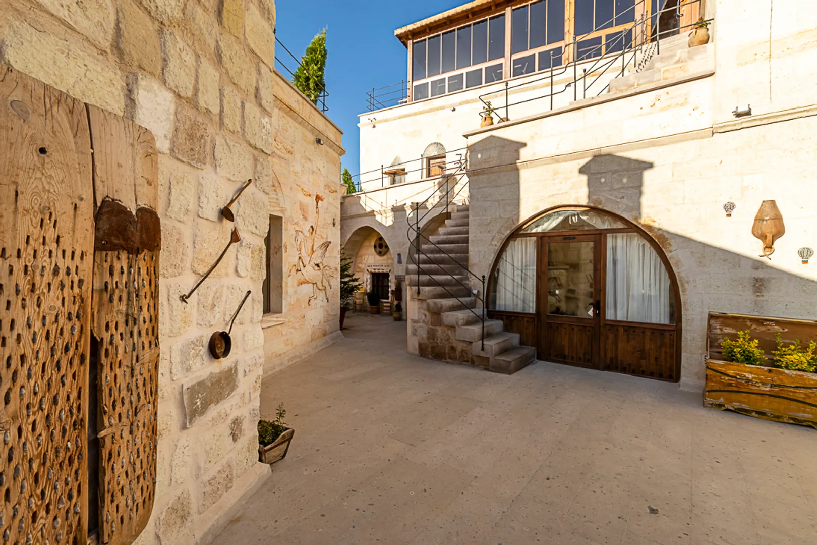 CappaVia Cave Hotel