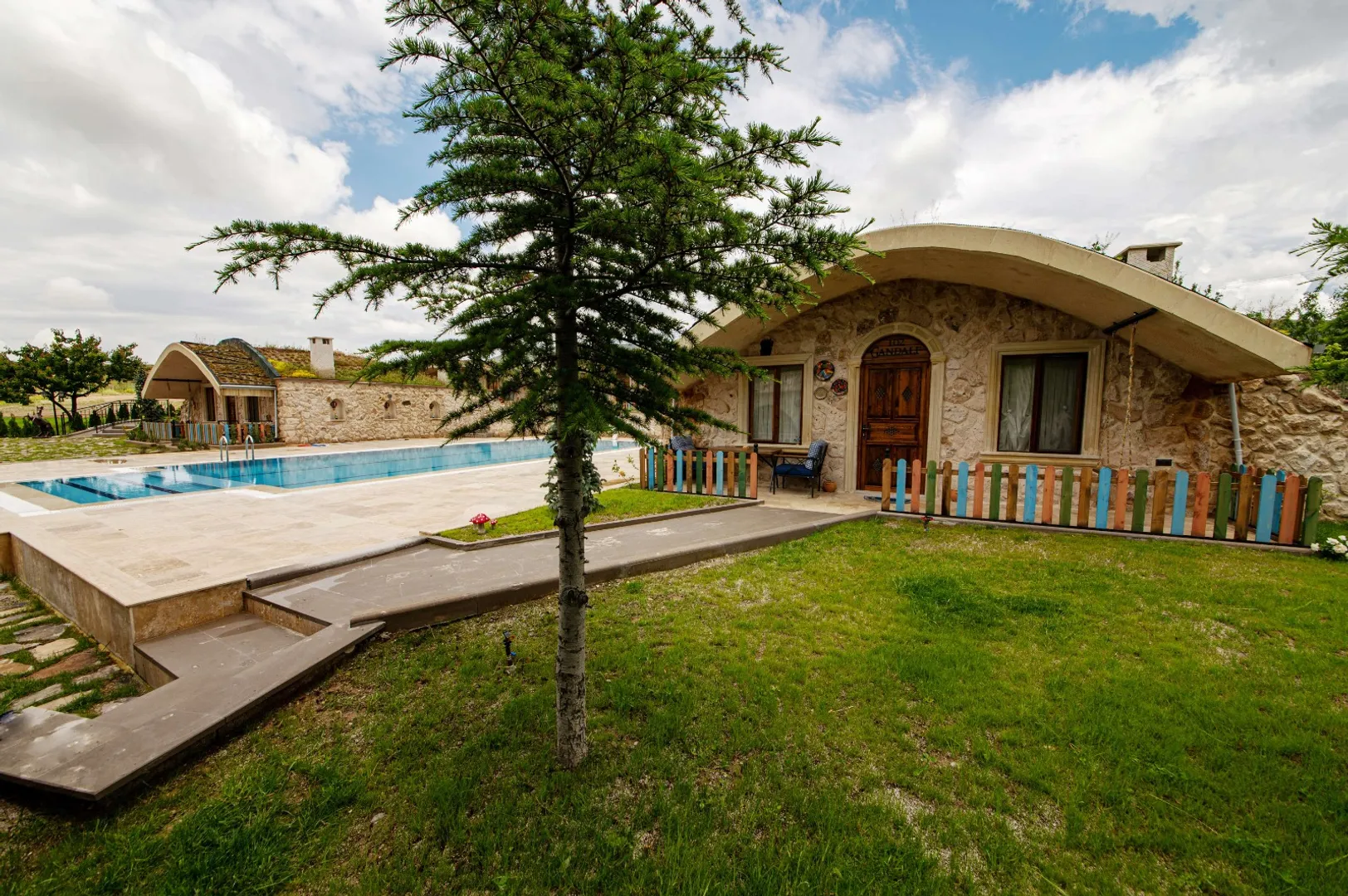 Hobbit Hotel