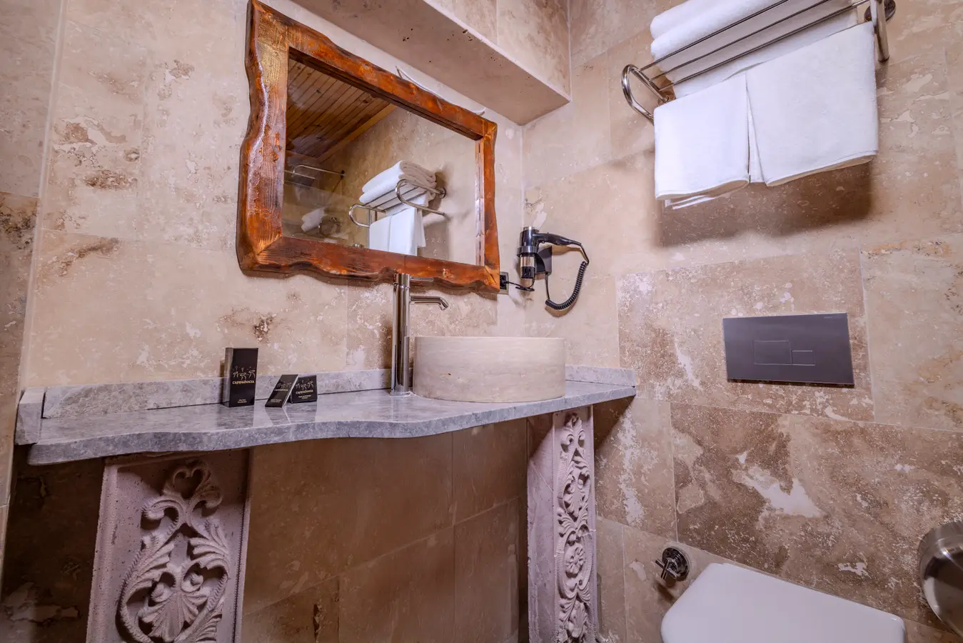 Kapadokya Balayı Paketi 12 - Jakuzili Oda