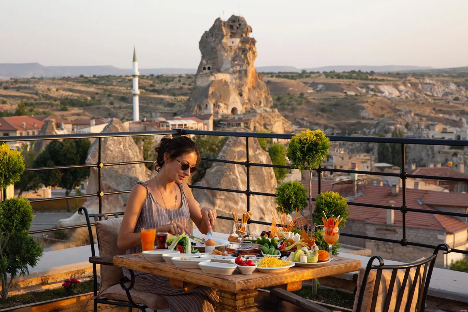Acer Cave Hotel - Premium Stay 